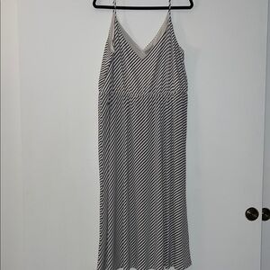 H&M Striped Black and White Midi Dress